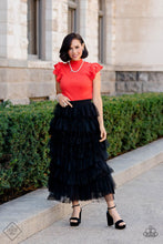 Load image into Gallery viewer, Classy Cadenza - White