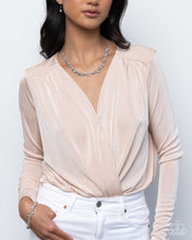 Load image into Gallery viewer, Complete Look - Leafy Lady - White