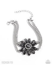 Load image into Gallery viewer, Edge of Elegance - Silver