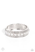 Load image into Gallery viewer, About a PEARL - White