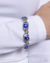 Load image into Gallery viewer, Serrated Sensation - Blue Set

