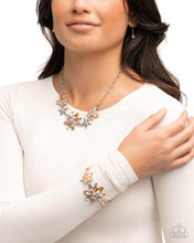 Load image into Gallery viewer, Complete Look - Floral Feature - Yellow
