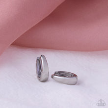 Load image into Gallery viewer, Stainless Stroll - Silver - LOP April 2026
