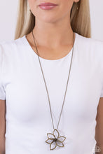 Load image into Gallery viewer, Flowering Fame - Brass
