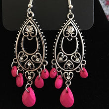 Load image into Gallery viewer, Fashion Flirt - Red
