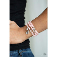 Load image into Gallery viewer, Mom Wow - Pink
